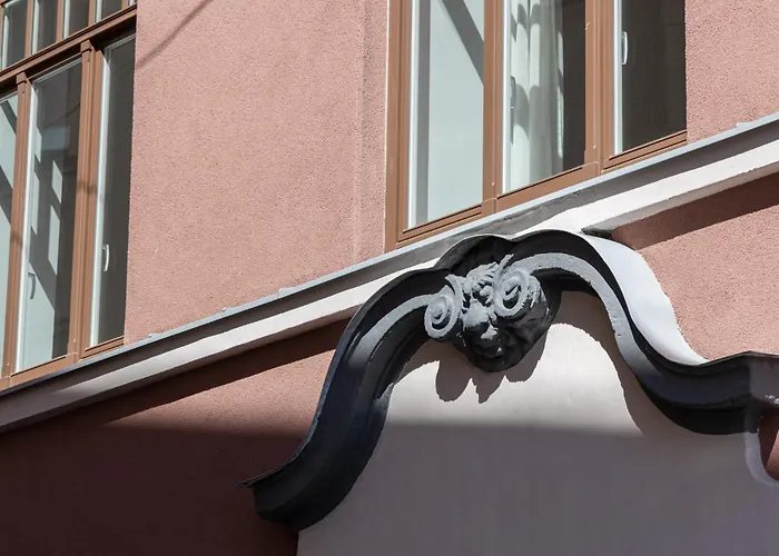 P6 Old Town Apartments